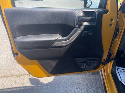 Used 2014 Jeep Wrangler Unlimited Sport w/ Quick Order Package 24S AWD/4WD image 16