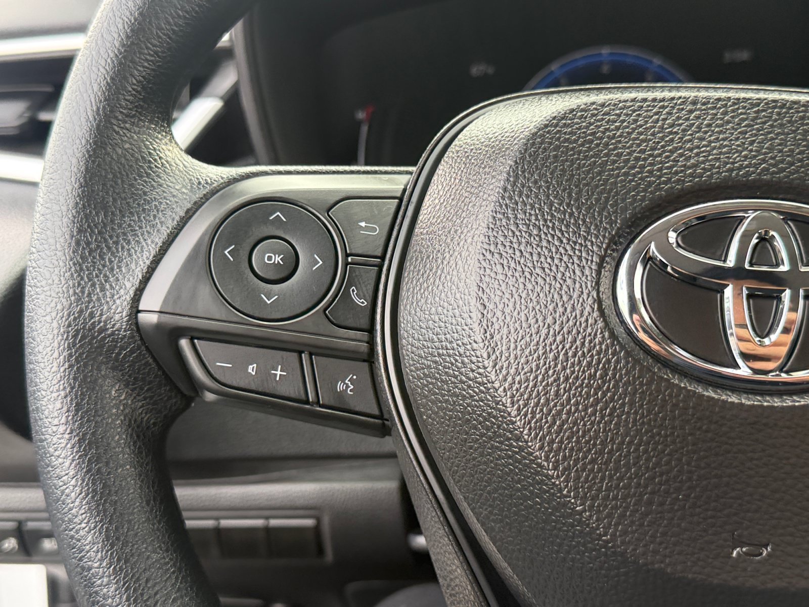 New 2027 Toyota Corolla LE FWD image 18
