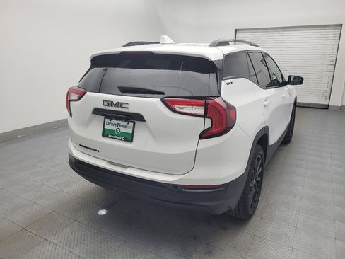 Used 2023 GMC Terrain SLT w/ Elevation Edition image 7