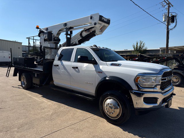 Used 2019 RAM 5500 Tradesman w/ Payload Upgrade Package AWD/4WD image 3