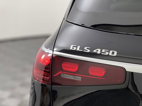 New 2026 Mercedes-Benz GLS 450 4MATIC image 12
