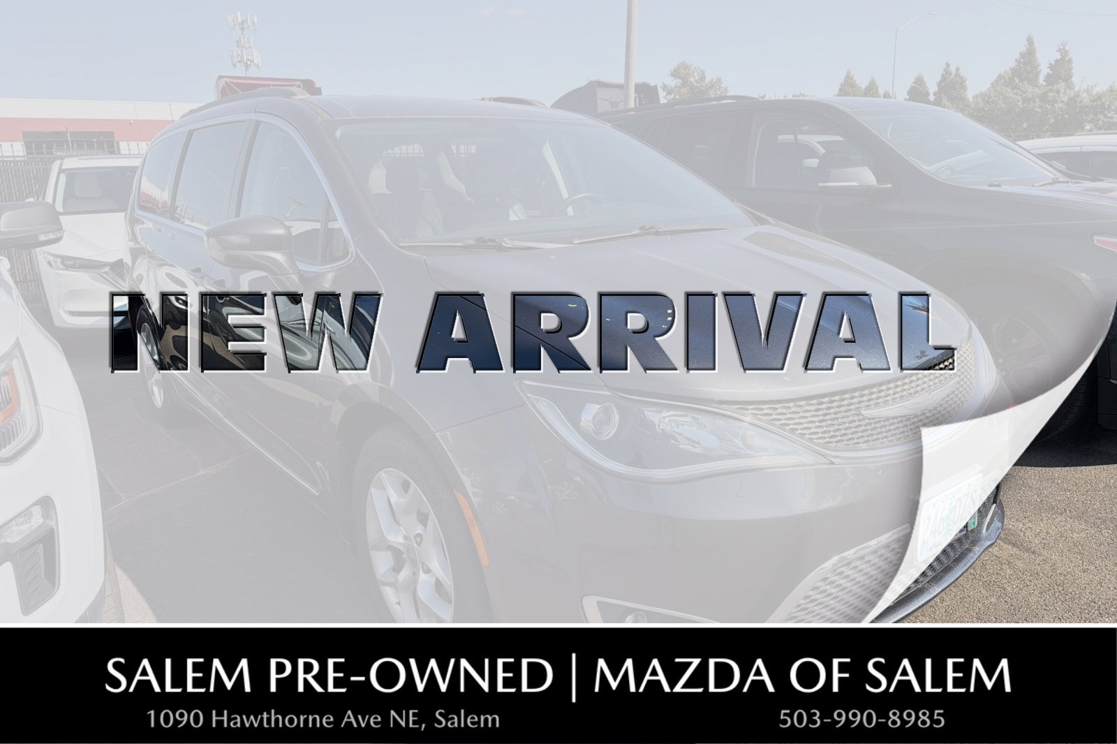 Used 2017 Chrysler Pacifica Touring-L w/ Tire & Wheel Group FWD image 1