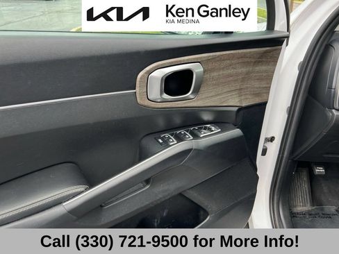 Used 2022 Kia Sorento S AWD/4WD image 26
