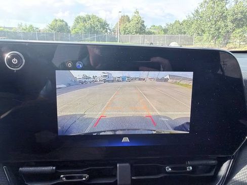 Used 2026 Chevrolet Equinox RS w/ Convenience Package III FWD image 22