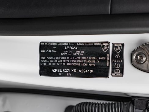 Used 2024 Lamborghini Urus S image 53