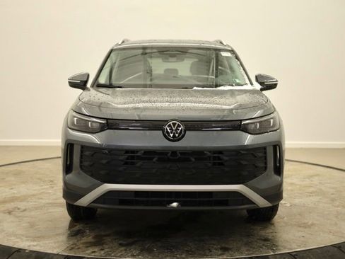 New 2026 Volkswagen Tiguan S image 8