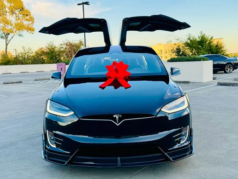 Used 2021 Tesla Model X Long Range image 34