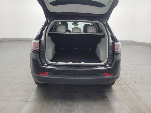 Used 2019 Jeep Compass Latitude FWD image 29