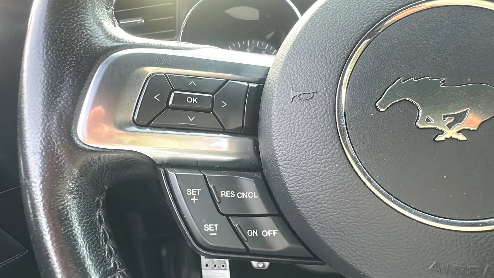 Used 2016 Ford Mustang GT RWD image 27