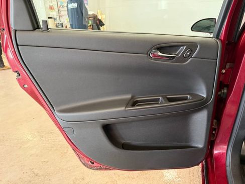 Used 2008 Chevrolet Impala LT w/ Luxury Edition Package image 15