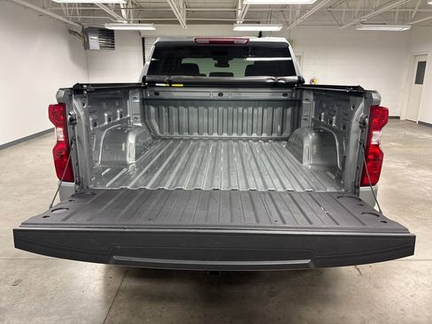Used 2023 Chevrolet Silverado 1500 LT image 28