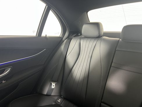 Used 2023 Mercedes-Benz E 350 Sedan image 13