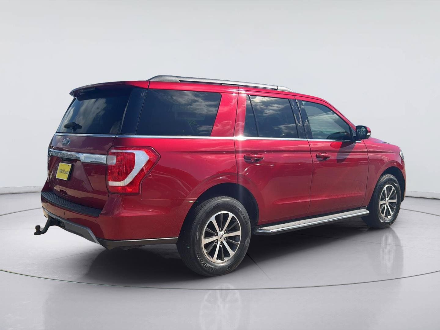 Used 2021 Ford Expedition XLT RWD image 4