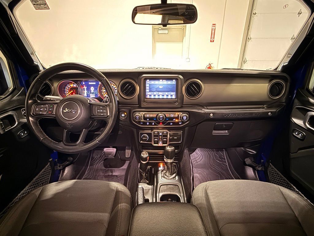 Used 2020 Jeep Wrangler Unlimited Sport AWD/4WD image 25