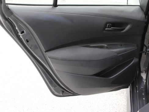 Used 2026 Toyota Corolla LE FWD image 23