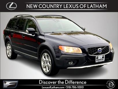 Used 2016 Volvo XC70 T5 Premier w/ Proximity Package