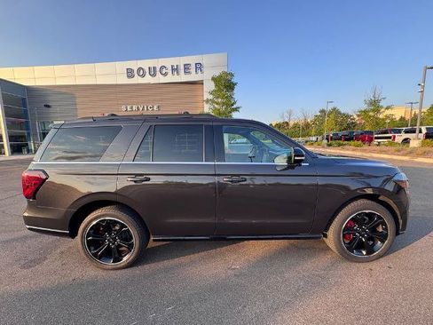 Certified 2023 Ford Expedition Limited AWD/4WD image 2