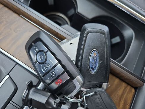 Used 2020 Ford Expedition Platinum AWD/4WD image 35