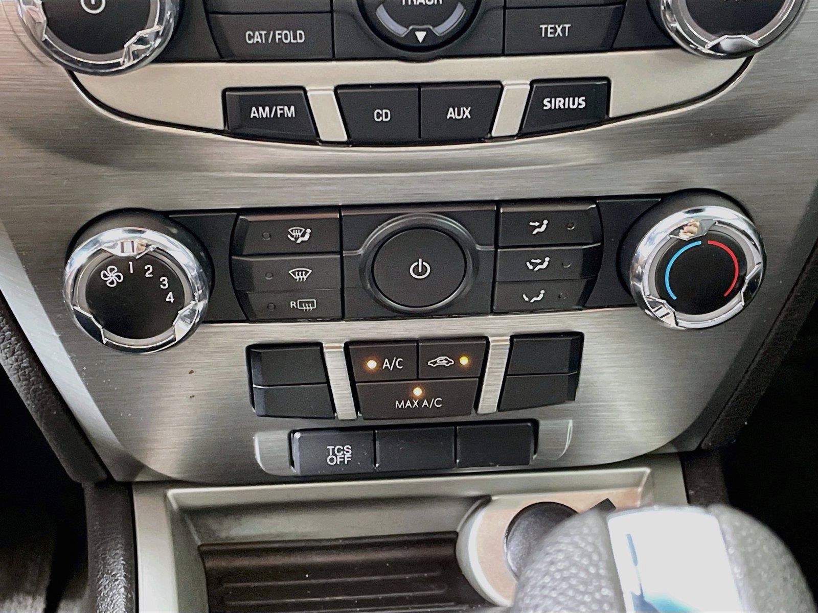 Used 2012 Ford Fusion SE FWD image 8