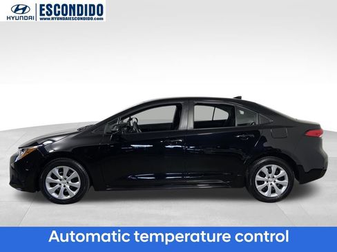 Used 2023 Toyota Corolla LE image 2