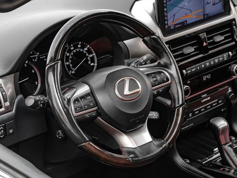 Used 2022 Lexus GX 460 Premium w/ Premium Package image 14