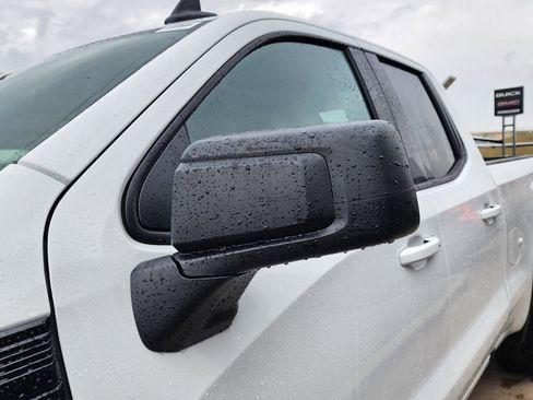 New 2026 GMC Sierra 1500 Elevation image 13