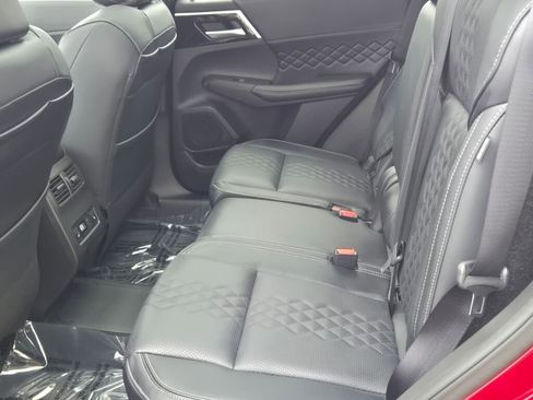 New 2025 Mitsubishi Outlander SEL Black Edition image 14