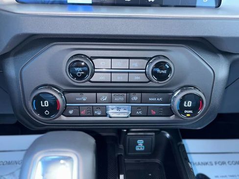 New 2025 Ford Bronco Outer Banks image 29