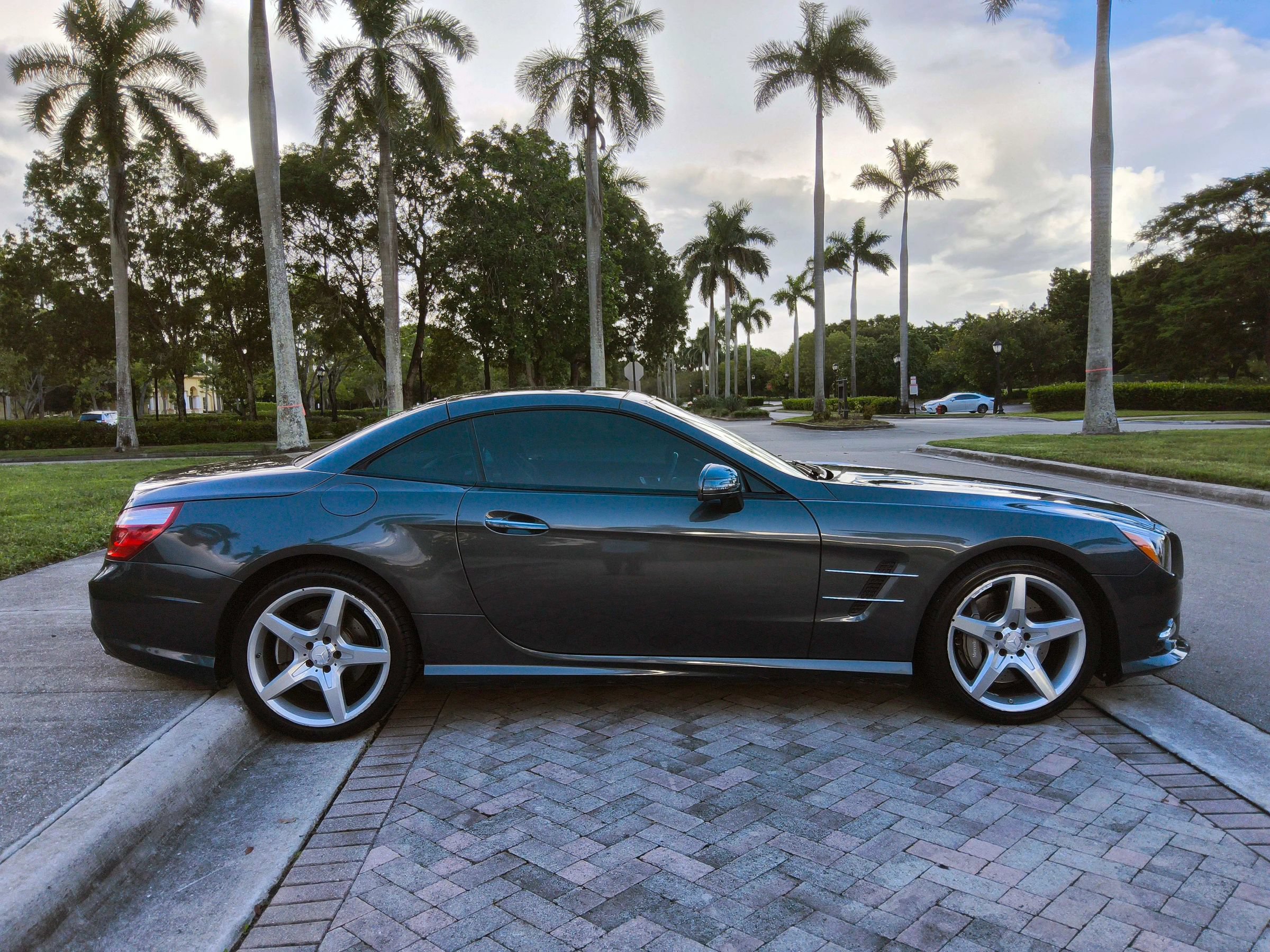 Used 2014 Mercedes-Benz SL 550 image 36
