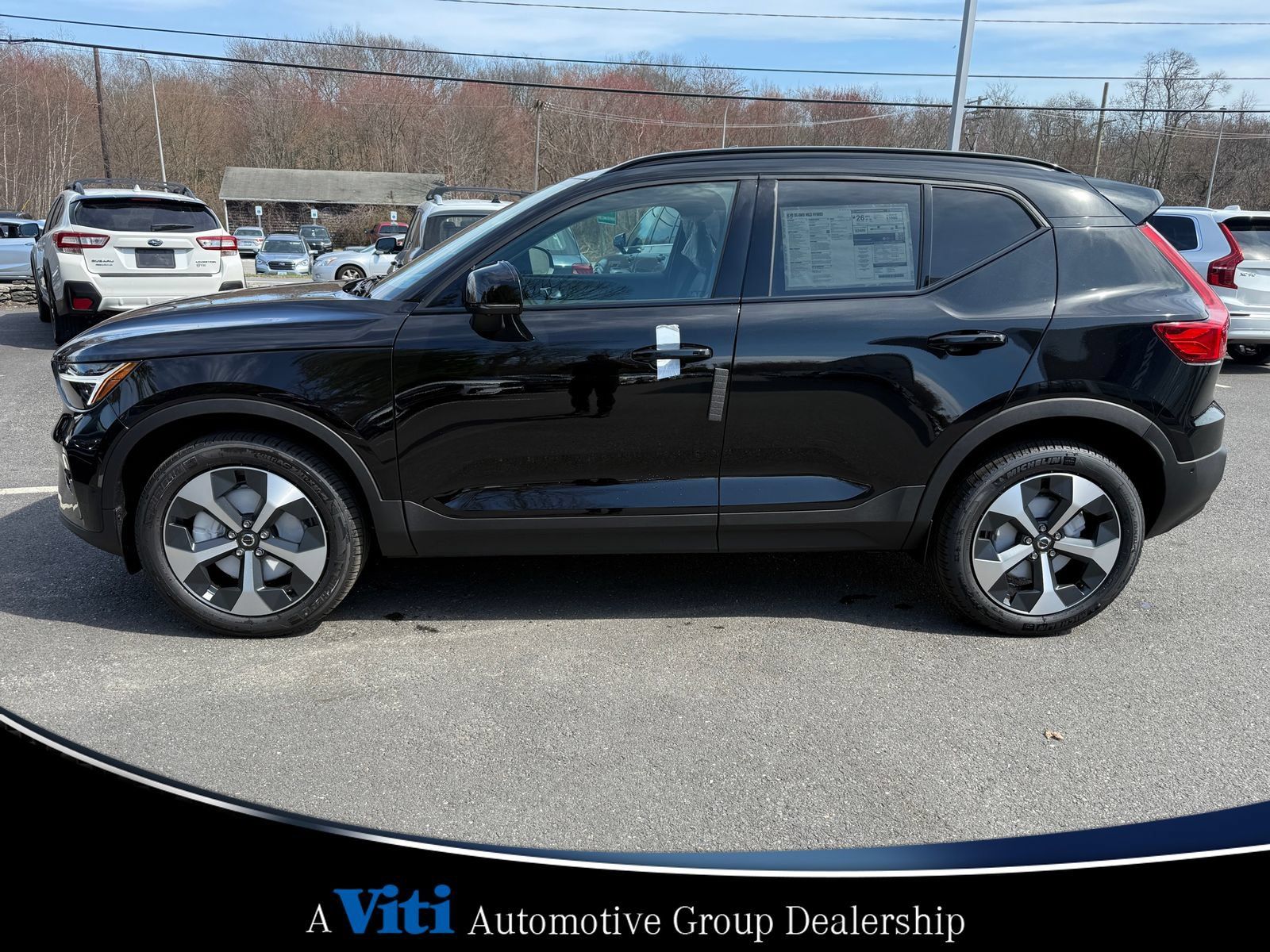 Used 2026 Volvo XC40 B5 Plus w/ Climate Package AWD/4WD image 5