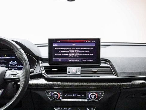 Used 2022 Audi SQ5 Premium Plus w/ Premium Plus Package image 15