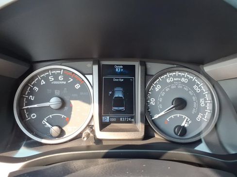 Used 2023 Toyota Tacoma TRD Off-Road AWD/4WD image 8