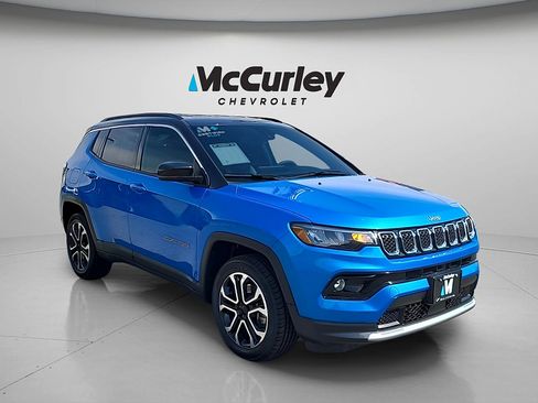 Used 2023 Jeep Compass Limited AWD/4WD image 1