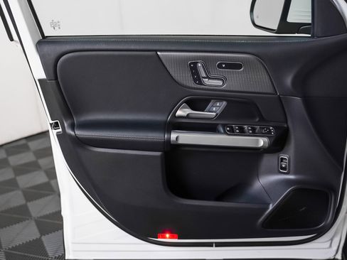 Certified 2023 Mercedes-Benz EQB 350 4MATIC SUV image 24