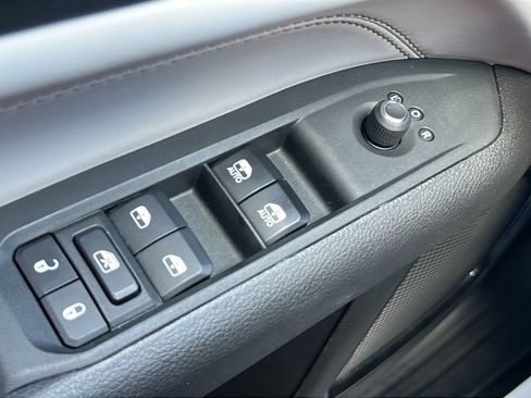 Used 2024 Jeep Compass Limited AWD/4WD image 19
