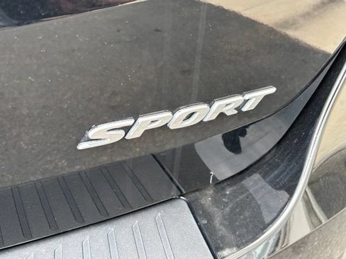 Used 2024 Honda Odyssey Sport image 4