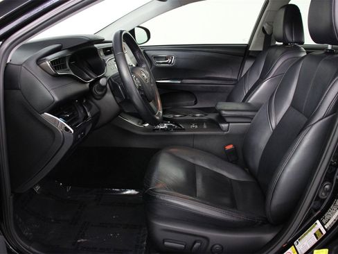 Used 2017 Toyota Avalon Touring image 30