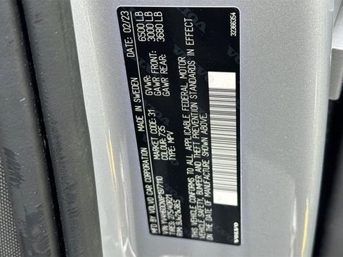 Certified 2023 Volvo XC90 T8 Plus image 31