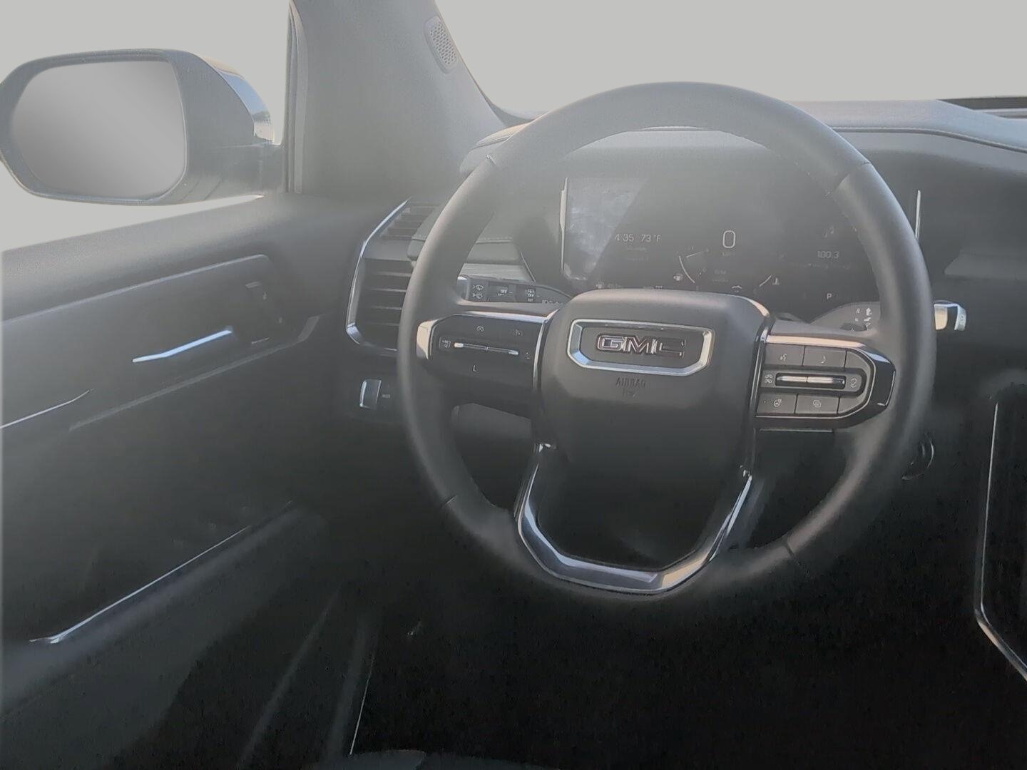 Used 2024 GMC Acadia AT4 w/ Luxury Package AWD/4WD image 4
