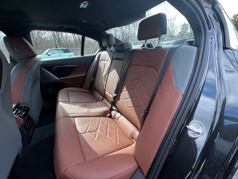 New 2026 BMW 530i image 18