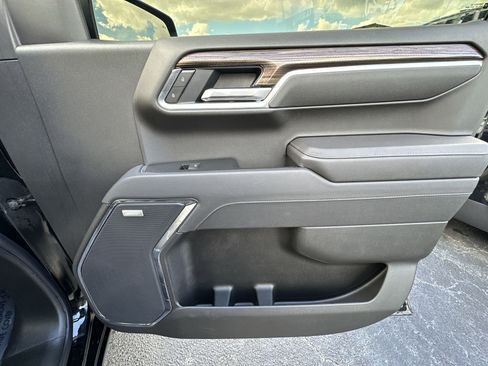 Used 2025 Chevrolet Silverado 1500 RST w/ Dark Appearance Package image 29