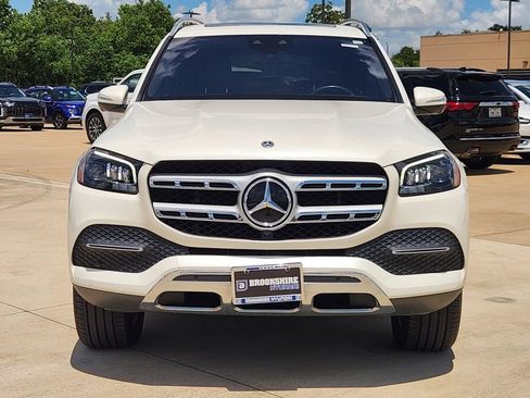 Used 2022 Mercedes-Benz GLS 450 4MATIC image 2