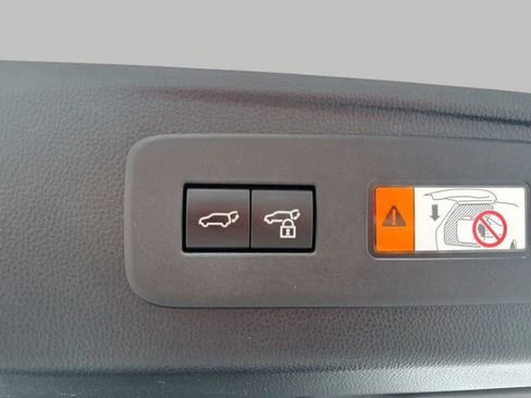 Used 2024 Lexus GX 550 w/ Cold Area Package AWD/4WD image 8