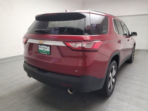 Used 2019 Chevrolet Traverse LT w/ LT Premium Package FWD image 7