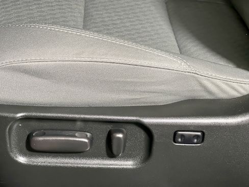 Used 2020 Toyota Tacoma SR5 image 15