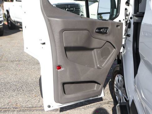 Used 2025 Ford Transit 250 Low Roof w/ Exterior Upgrade Package RWD image 17