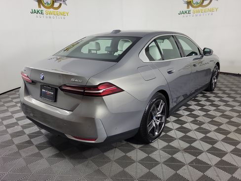 Certified 2026 BMW 540i xDrive w/ Premium Package AWD/4WD image 7