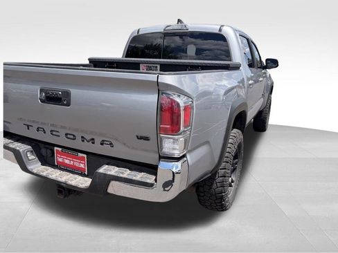 Used 2021 Toyota Tacoma TRD Off-Road AWD/4WD image 7