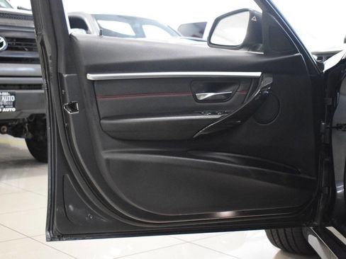 Used 2018 BMW 330i Sedan image 32