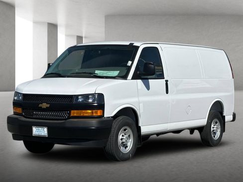 New 2026 Chevrolet Express 2500 w/ Communications Package RWD image 8